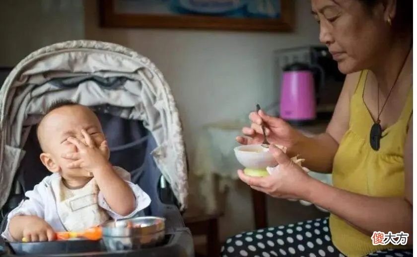 6个月是宝宝发育的分水岭，妈妈牢记5个养护重点，娃发育快人一步