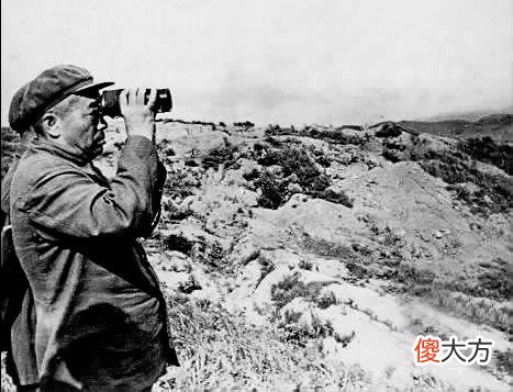 【爱历史】志愿军三位名将同框合影，彭总站C位，左右两边分别是大将与上将