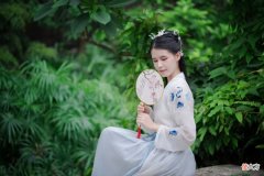 【历史故事】史上最大胆的一首爱情词，仅35字，结尾6字翻译后就是：约不约？