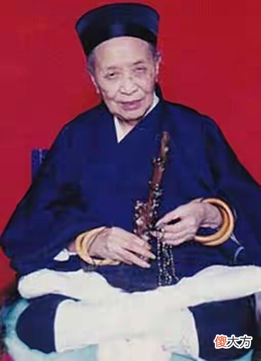 【历史故事】清朝光绪年间出生的女道士，2003年才去世，临终前说了三个字
