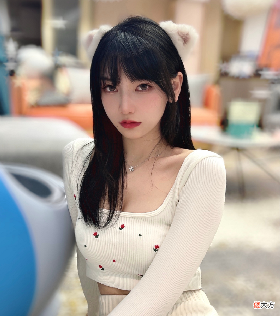 【游戏迷】掉排名叶知秋转型打PK，给榜一加好友“定价”，粉丝：赚钱不寒碜