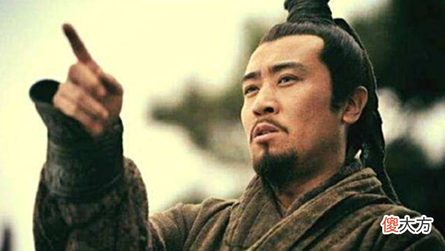 【历史故事】汉末一位悍将被敌人包围，敌人不忍杀害，纷纷磕头请他离开