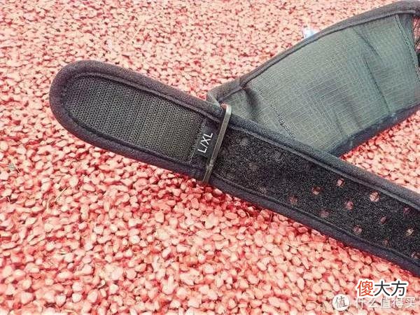 【就爱时尚】更轻、更清、更舒适：奈特科尔UT05腰灯&BLT10越野跑腰包