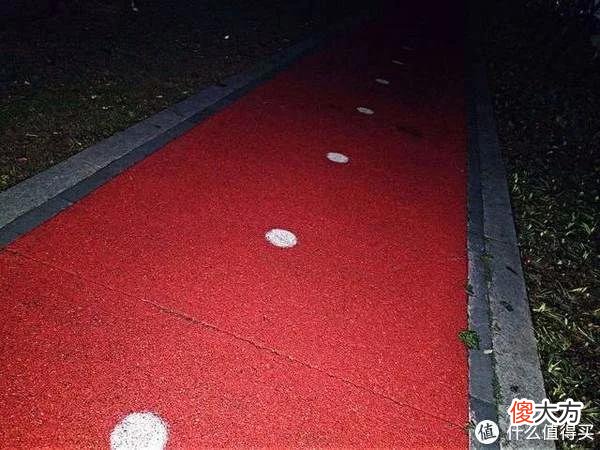 【就爱时尚】更轻、更清、更舒适：奈特科尔UT05腰灯&BLT10越野跑腰包