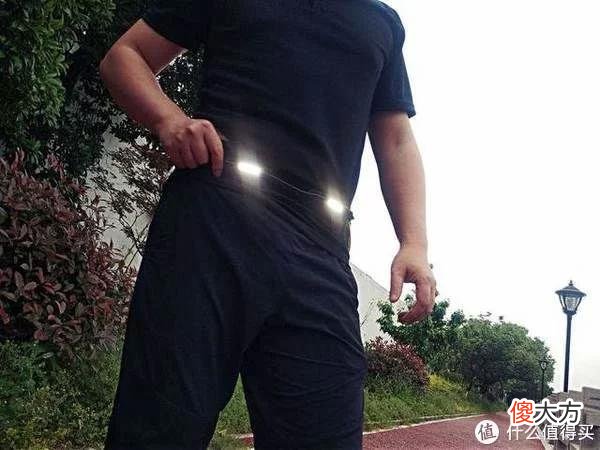【就爱时尚】更轻、更清、更舒适：奈特科尔UT05腰灯&BLT10越野跑腰包