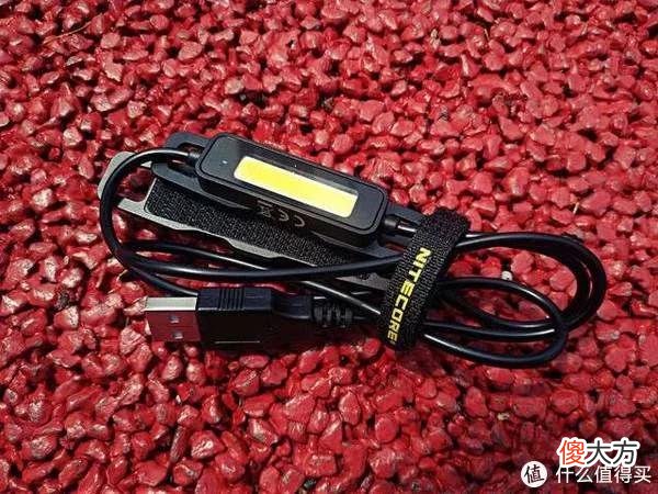 【就爱时尚】更轻、更清、更舒适：奈特科尔UT05腰灯&BLT10越野跑腰包