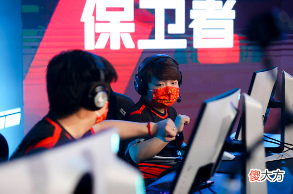 【游戏世界】cfpls19赛季s级选手评分9.1评分居第一，kd值1.2