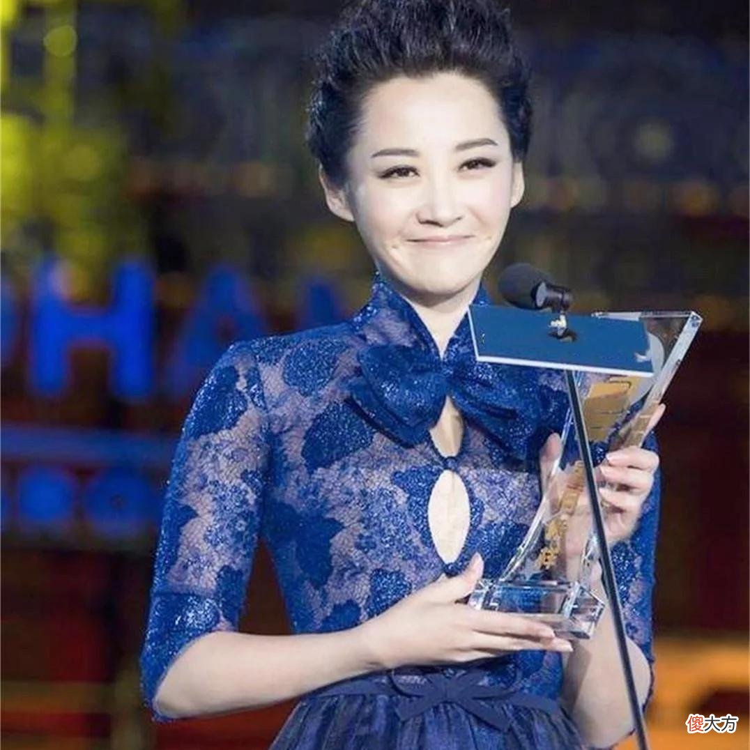 【时尚一点】还在迷恋排骨胸? 18位“挂历女神”告诉你, 珠圆玉润才是真绝色