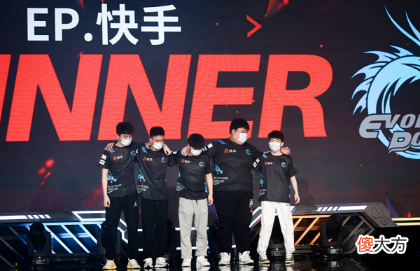 【游戏迷】cfpl年度最佳新人7x一马当先票数直逼两万五