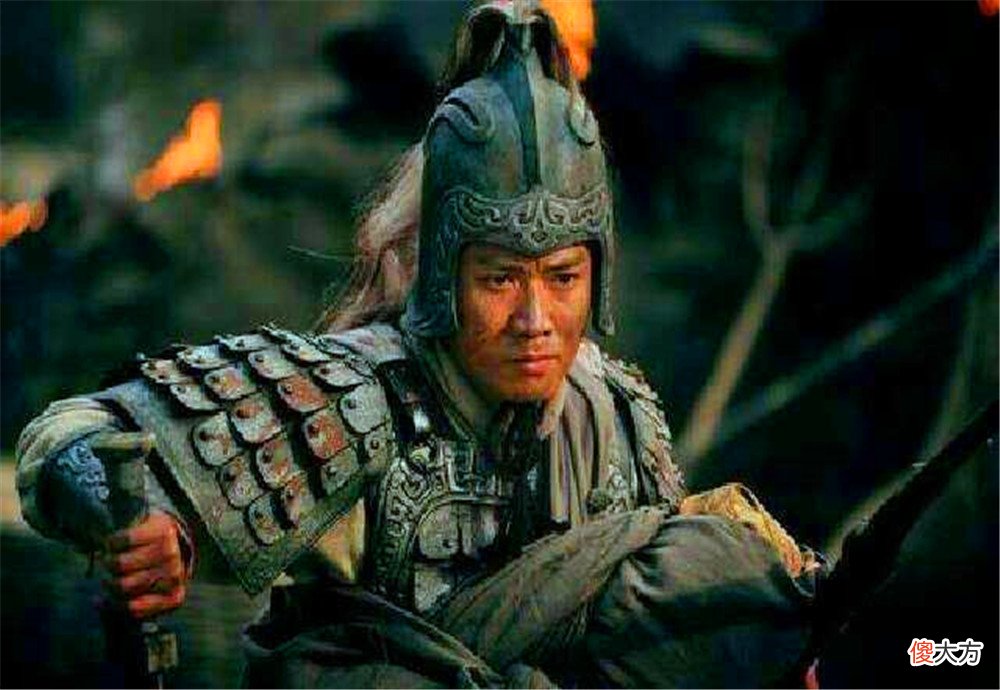 【爱历史】《三国演义》中，面对前来拦截的赵云张飞，孙夫人为何前倨后恭？