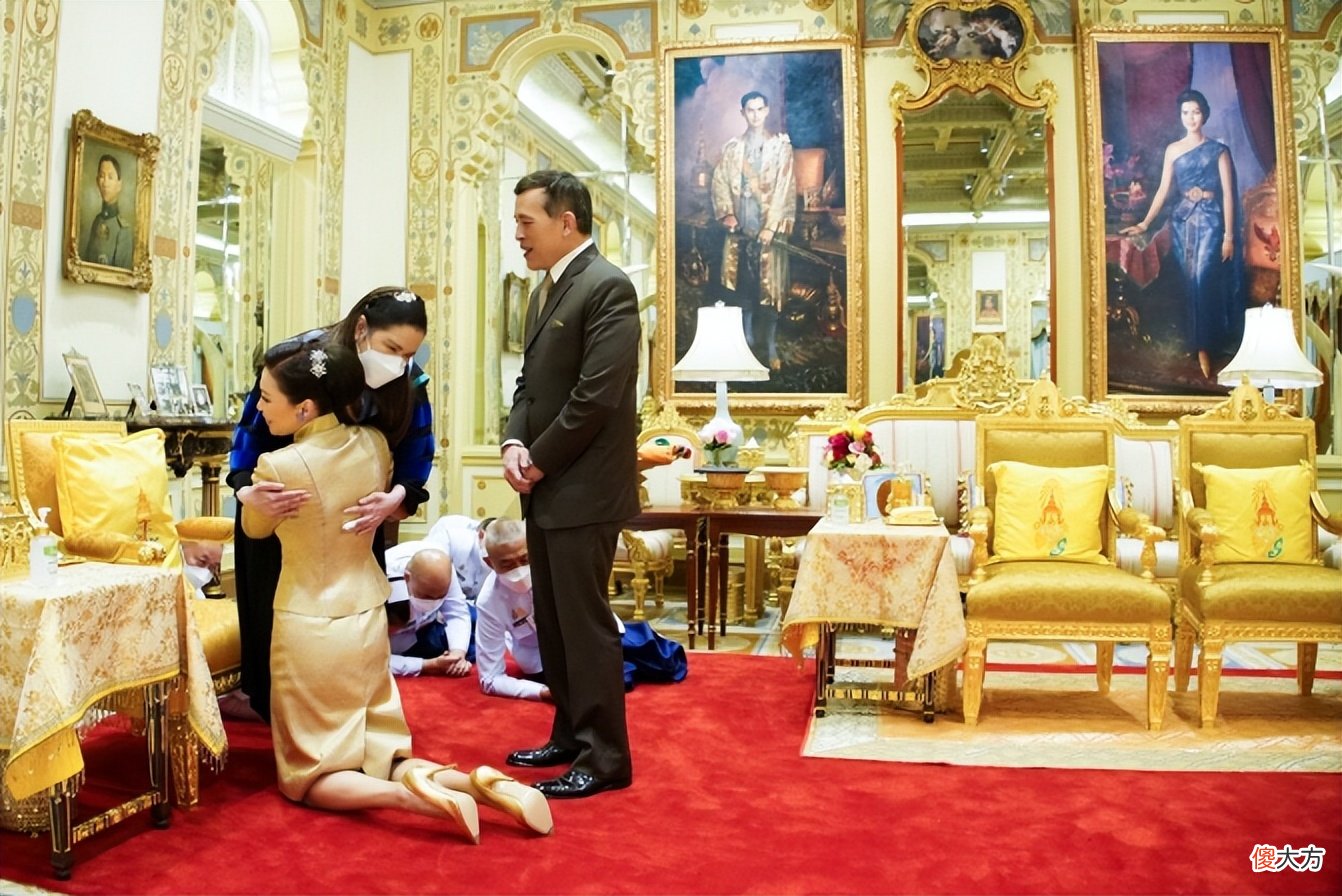 【历史故事】朱拉蓬的地位不可小瞧，嫂子苏提达见她都得屈尊，哥哥给妹妹撑腰