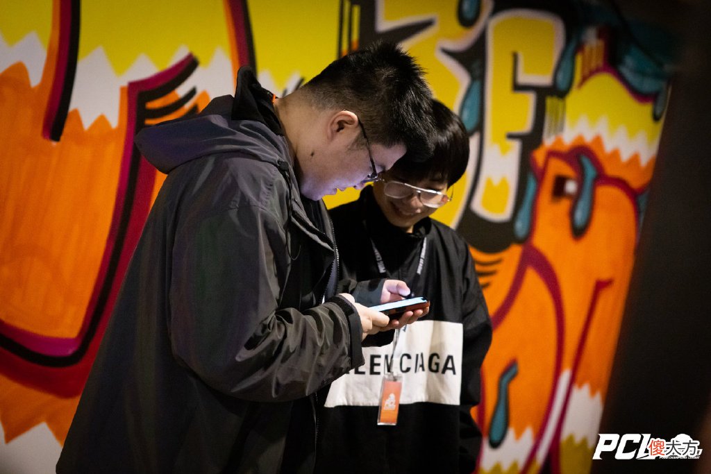 【游戏世界】IFTY试训第2位指挥，4AM小醒目复出FPX，内马尔PUBG账号被封禁24h