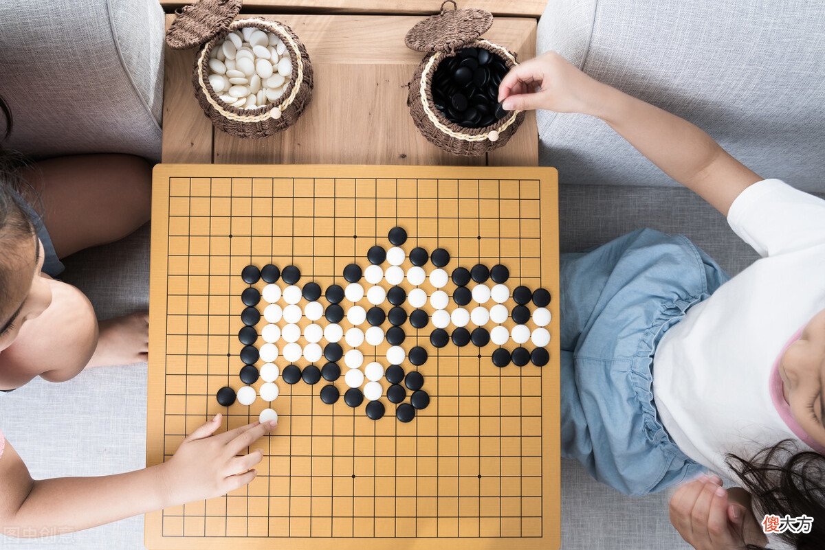 通过玩游戏提高一年级孩子的专注力，练字也能让孩子成绩突飞猛进