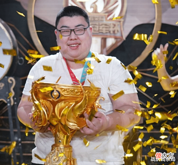 【游戏迷】Kpl转会期狼队姗姗来迟!二队集体挂牌!今屿没挂牌!小胖可能不上