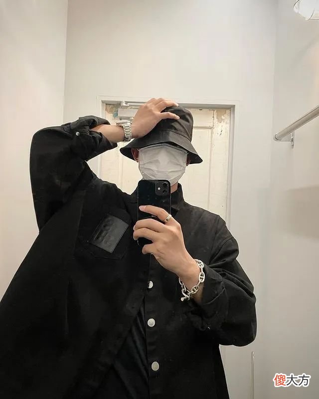 【时尚一点】本季玩家喜爱的 30 件“衬衫”，包含 Our Legacy、Prada 等