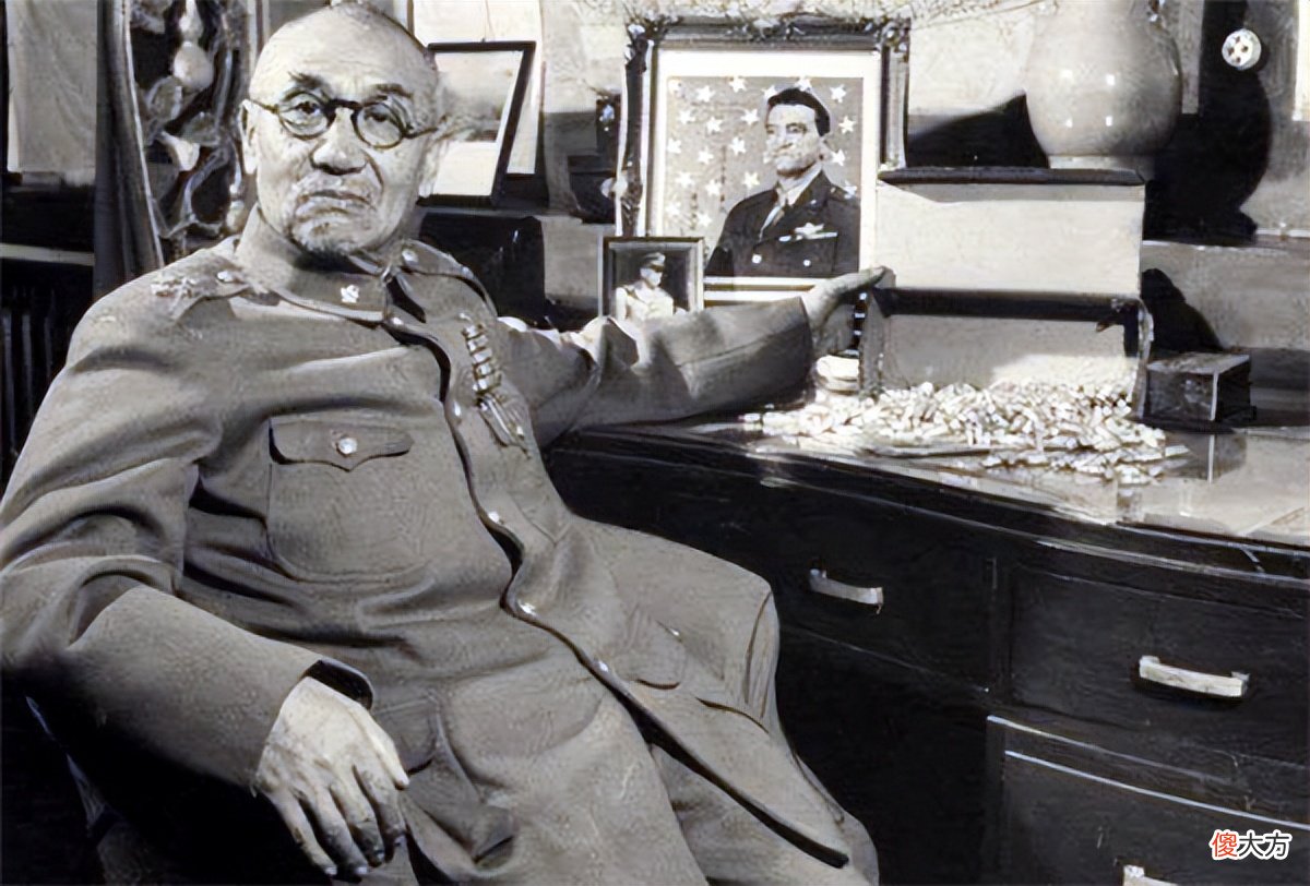 【历史故事】1974年傅作义逝世，百万家产消失不见，毛主席：生活费加到100元