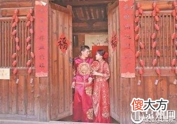 【时尚一点】晋江举行新中式集体婚礼“520”更浪漫