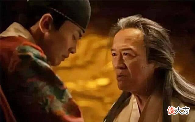 【爱历史】朱厚照对刘瑾深信不疑，为何又会亲自带队，去抄刘瑾的家
