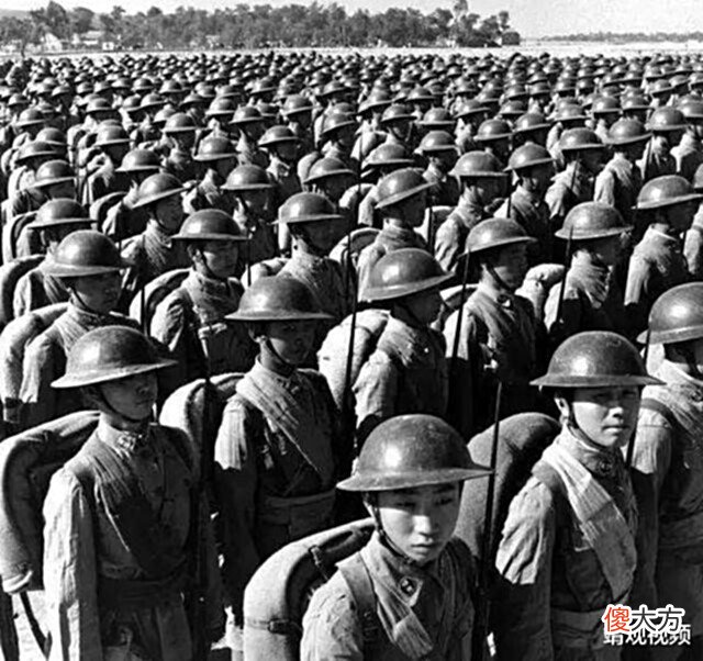 【爱历史】300位勇士迎战2000名日军,把日军赶上悬崖,将日俘一一踹落山崖