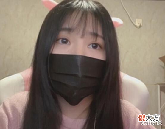 【游戏世界】斗鱼一姐「小团团」推广“吃鸡手游”导致服务器崩溃,惨遭谩骂
