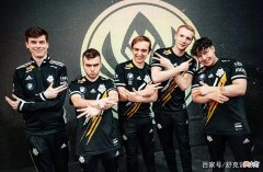 【游戏世界】海外网友热议RNG复仇G2：这届MSI除了Gala，其他AD都打得像屎一样