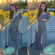 【时尚一点】有气质的女人都爱穿碎花裙，学会这3个法则，轻松穿出女神范