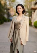 【时尚一点】中年女人再怎么节约，身上这3处的钱不能省，轻松甩掉“大妈感”