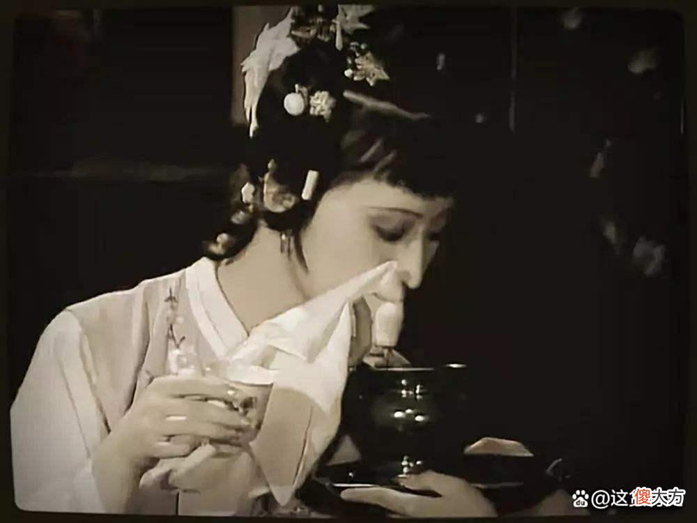 【爱历史】你以为古人不刷牙吗？用什么刷牙呢？有牙刷牙膏吗？