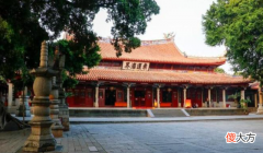 福建有一座神秘古刹，1300多年来院内寸草不生，原因至今无解