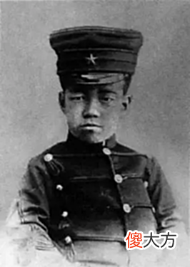 【历史故事】近亲结婚种下的“恶果”！日本皇室面临“绝后”，内阁：抱养算吗