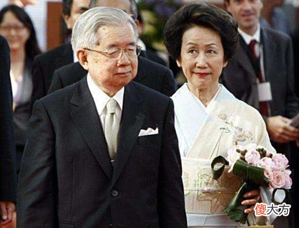【历史故事】近亲结婚种下的“恶果”！日本皇室面临“绝后”，内阁：抱养算吗