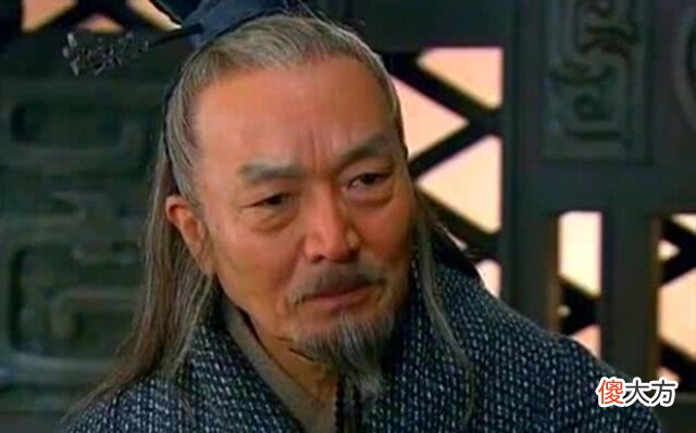 【历史故事】曹操得到一员降将，为何写信给荀彧报喜？原因并不复杂！