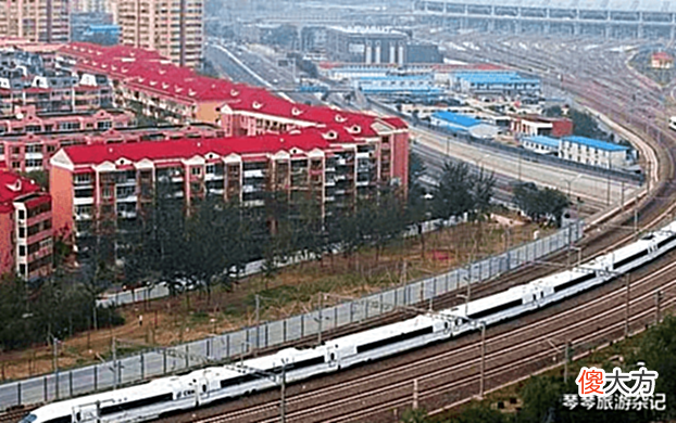 【历史故事】我国“最霸气”的墓地,高铁多花2亿为它绕道,墓主人有何背景?
