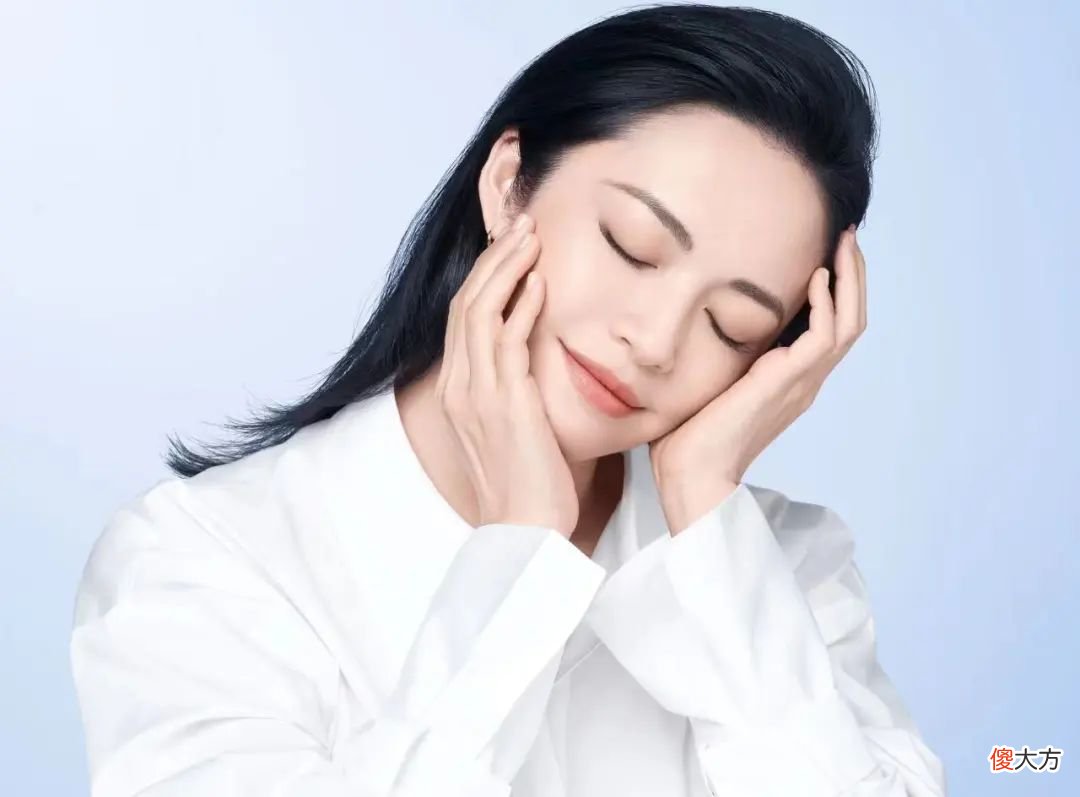 【时尚一点】夏季抗初老精华怎么选？来抄女明星作业！
