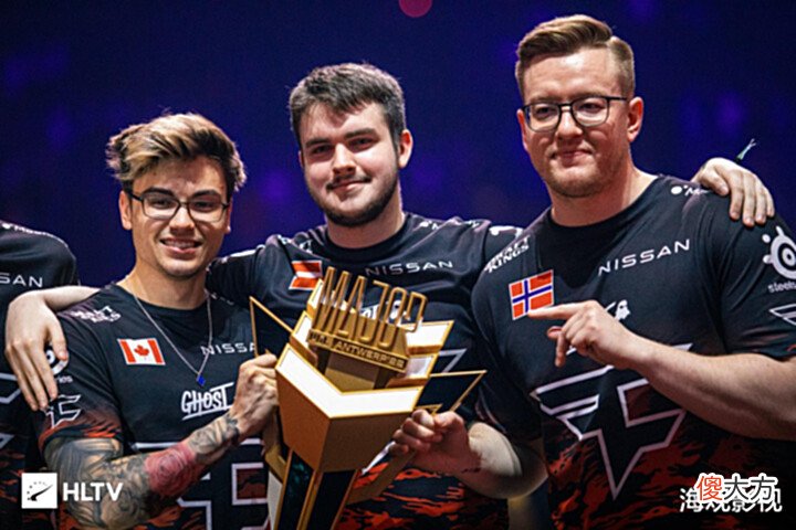 【游戏世界】《CS:GO》历史上首个国际纵队获得Major冠军