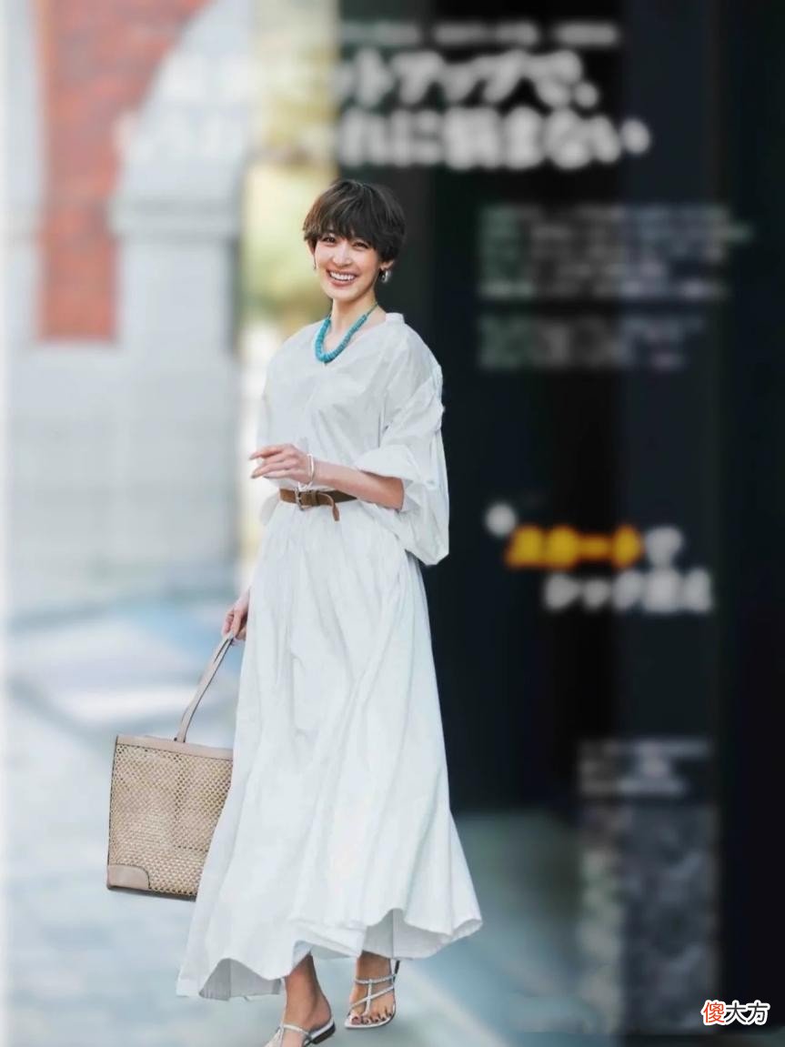 【时尚一点】裙子太多反而不会穿？找出这3条经典款，拯救你的“夏季不时髦”