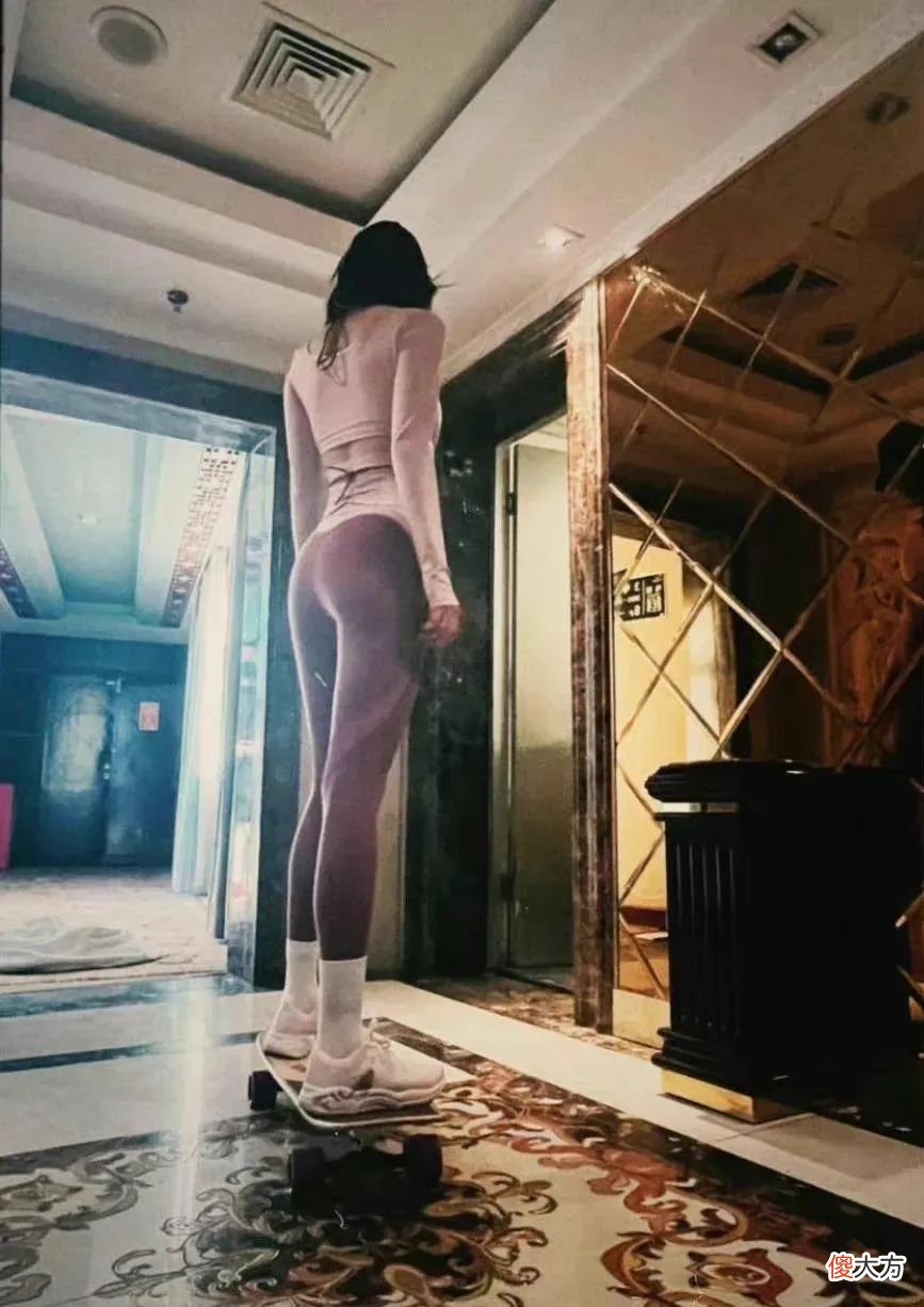 【时尚一点】内娱身材内卷王，这次点名倪妮！