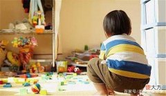 孩子总是弄得乱七八糟，还要让他动手吗？家长可以干预吗？