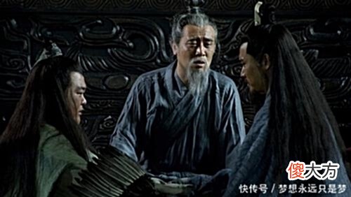 【历史故事】白帝城托孤时，刘备身边藏了多少刀斧手不得不佩服诸葛亮
