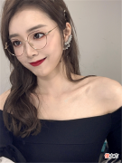【游戏世界】余霜这下真急了,管泽元耳朵发炎一个月她没管,如今直言很自责