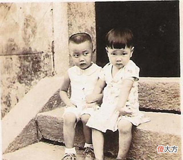 【爱历史】两个团长给孩子定娃娃亲，他们在抗日战场牺牲，两孩子09年才见面
