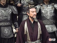 【历史故事】曹丕之所以成为曹操的继承人，这些人付出了生命的代价