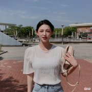【时尚一点】短袖衬衫才是夏季真正宠儿，百搭实用不挑人，轻松穿出气质感