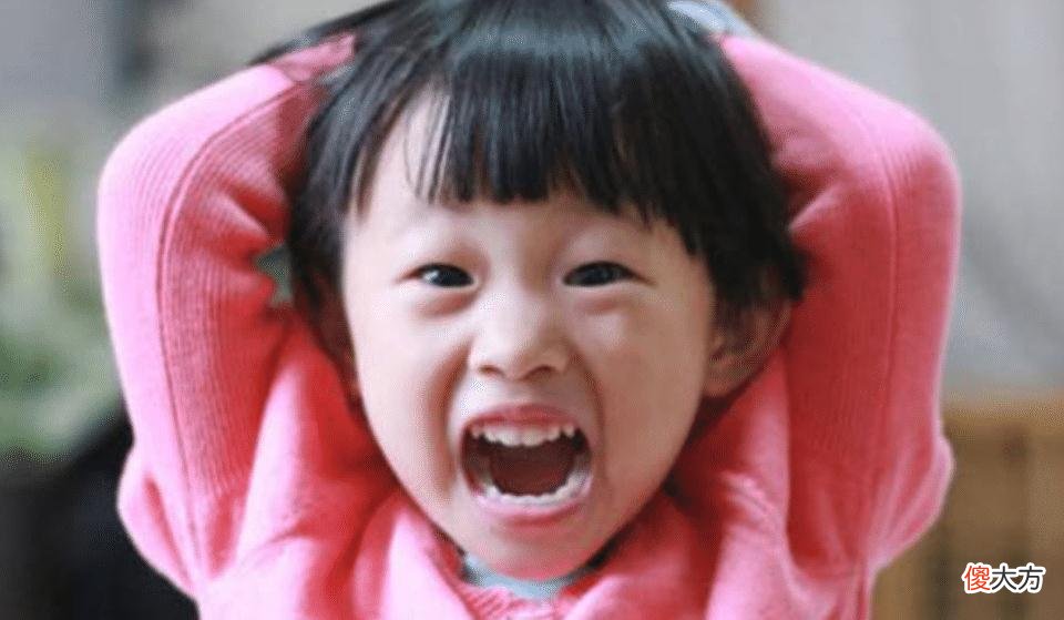 小时候“话少”和“话多”的孩子，20年后差距大？清华教授这样说