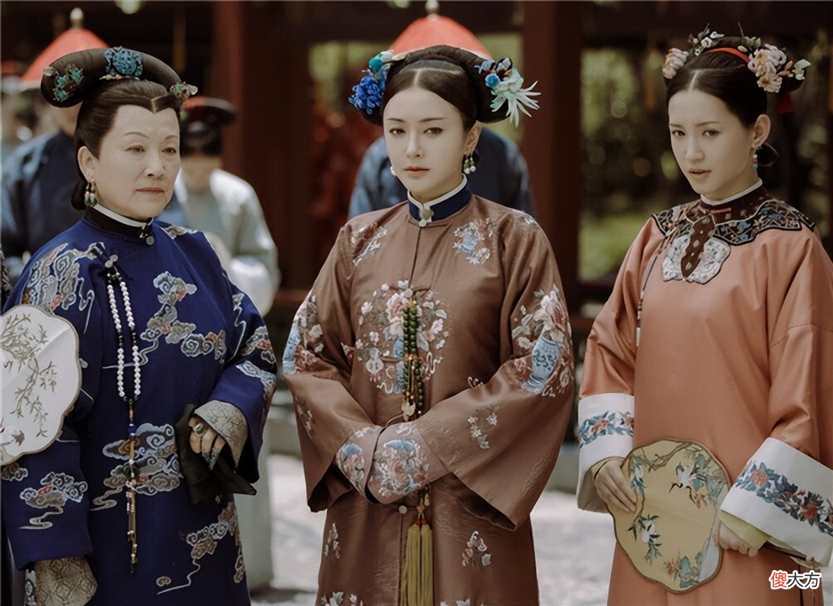 【爱历史】清朝女子留什么发型？与清宫剧完全相反，真实的造型其实是这样的