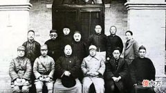 【爱历史】他搜刮7.5吨黄金逃亡，挥霍一生晚年对着祖国喃喃自语：想回家