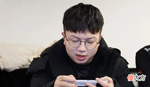 【游戏世界】妖刀被瓶子评“懒惰之罪”，看到云中君战绩后：确实够懒的