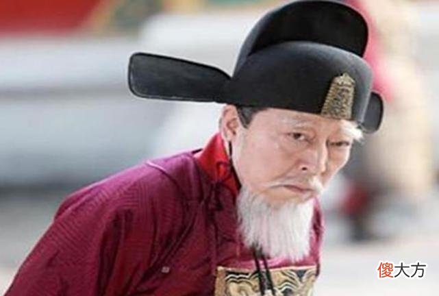 【历史故事】严嵩，从忠臣到奸臣的转变，他到底经历了什么