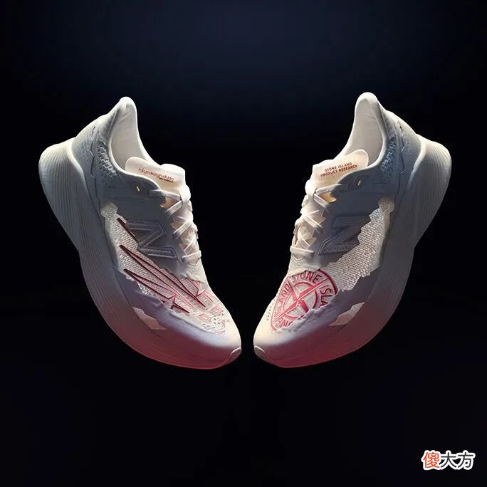 【就爱时尚】市价破 3000！石头岛 x NB 新联名细节曝光！