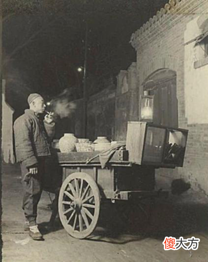 【历史故事】老照片！100年前中国人摆的各种地摊